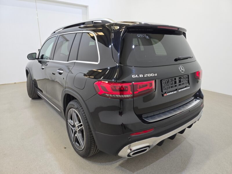 Mercedes GLB 200d AMG 7PL Aut. Pano LED-Multibeam Widescreen Ambient Navi 1/2 Sport-Leather-Alcantara KeylessGo Camera Klima PDC ... - Slika 6